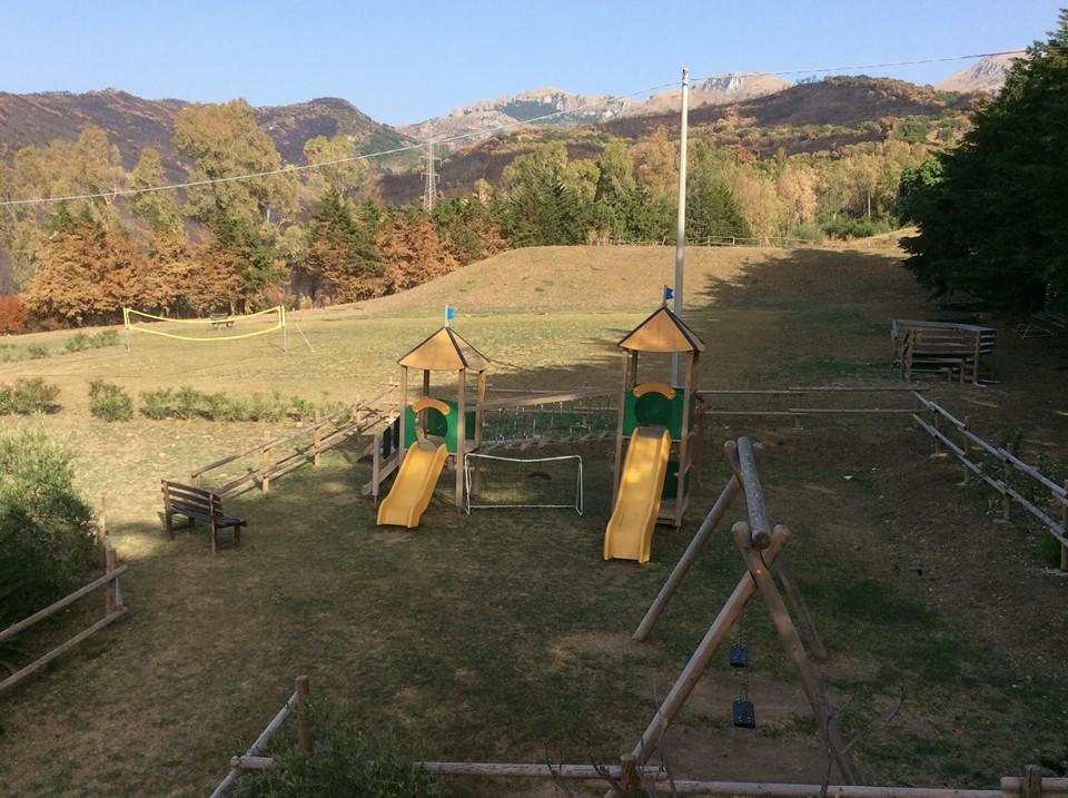 Il Parco Di Nonna Betty Villa Lascari Exterior foto