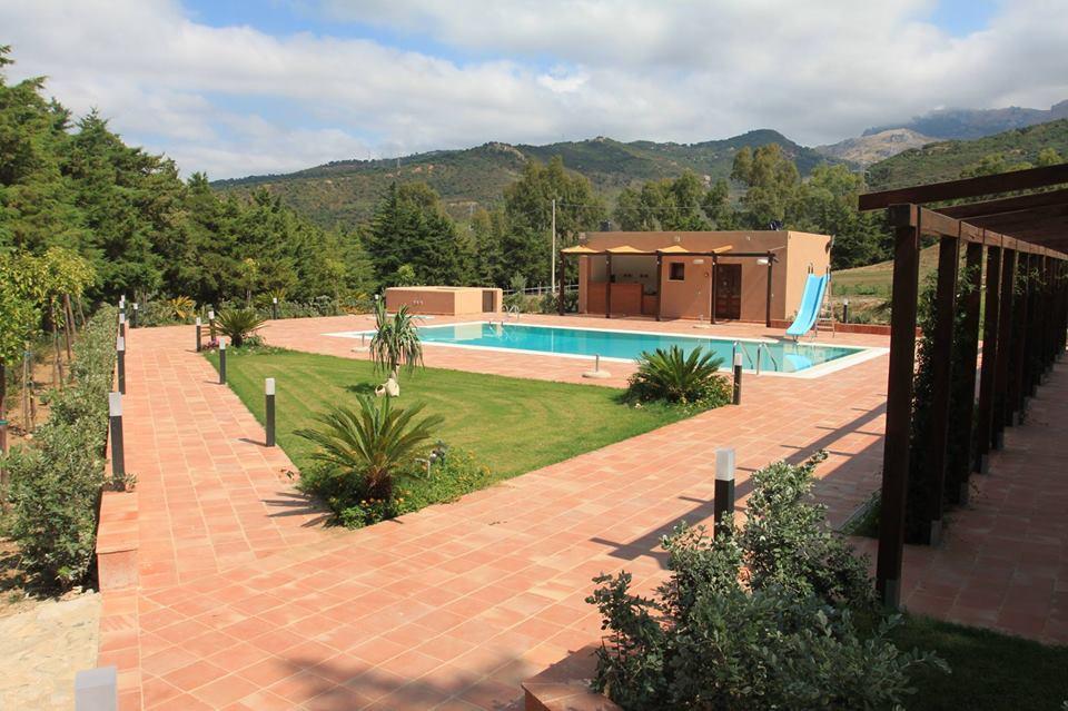 Il Parco Di Nonna Betty Villa Lascari Exterior foto